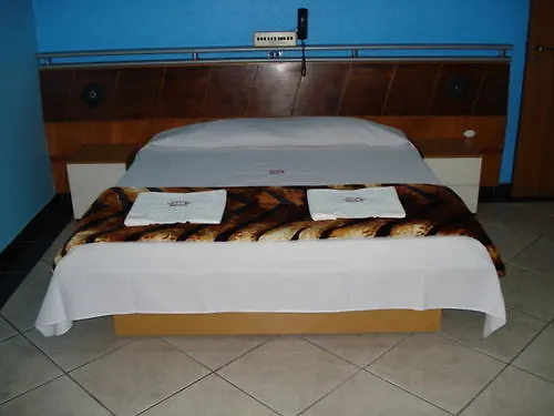 סאו פאולו Hotel Villa Da Penha 2*, סאו פאולו ברזיל